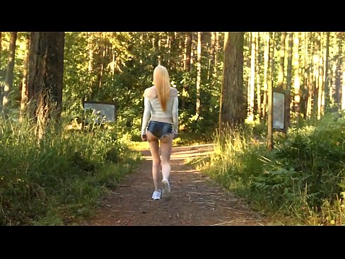 ❤️ Kaunis nainen liikkuu hitaasti, ei alaston video ☑ Anaaliporno at fi.analpics.ru ❤