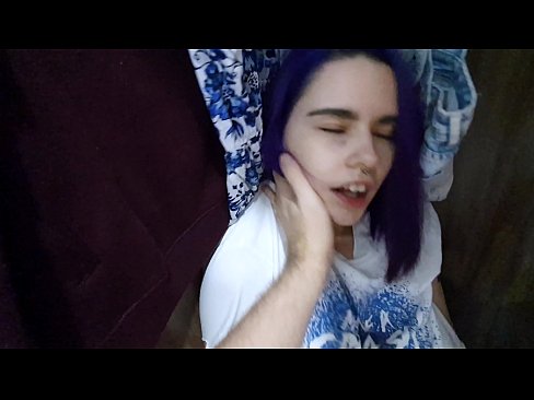 ❤️ Löysin siskoni kaapista ja autoin häntä laukeamaan ☑ Anaaliporno at fi.analpics.ru ❤